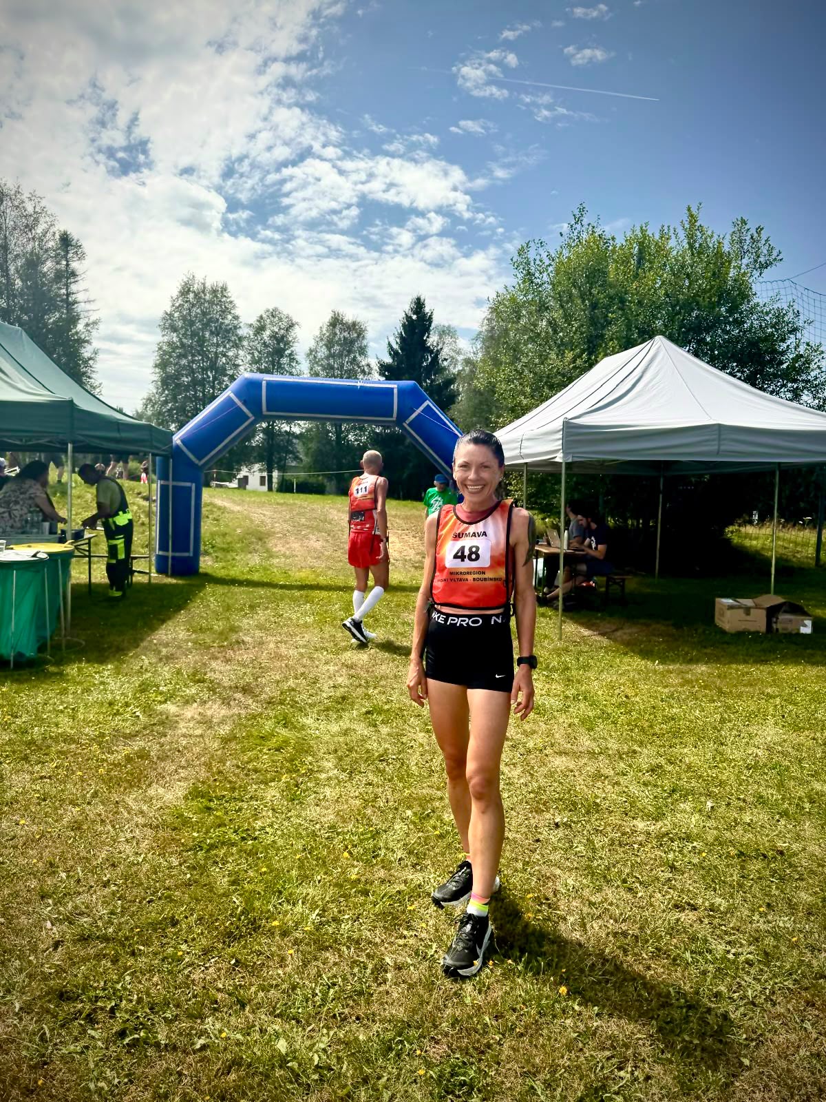Goldender Steig Lauf in Stožec